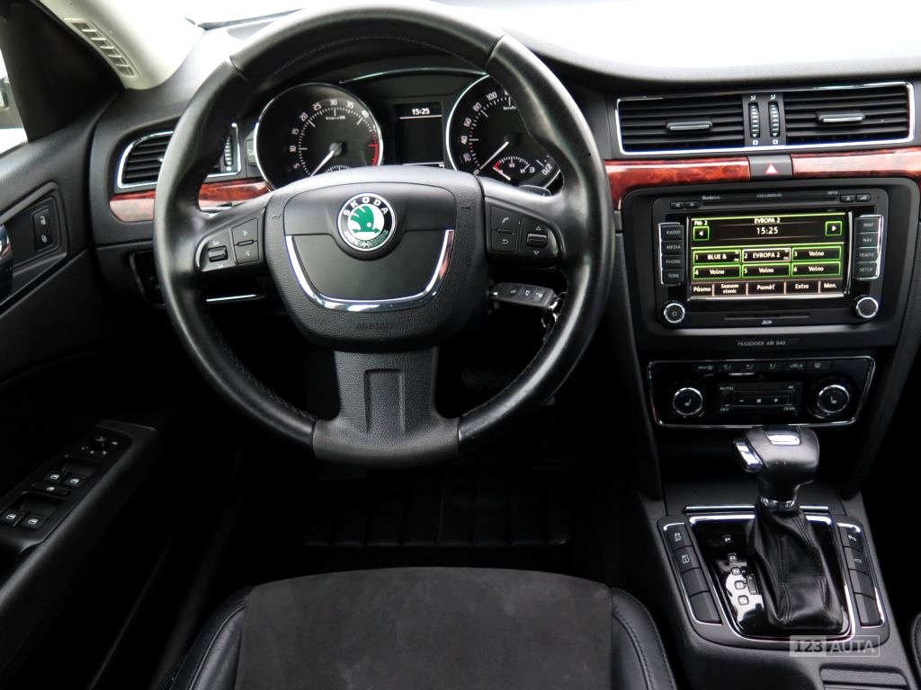 Škoda Superb, 2010 - pohled č. 17