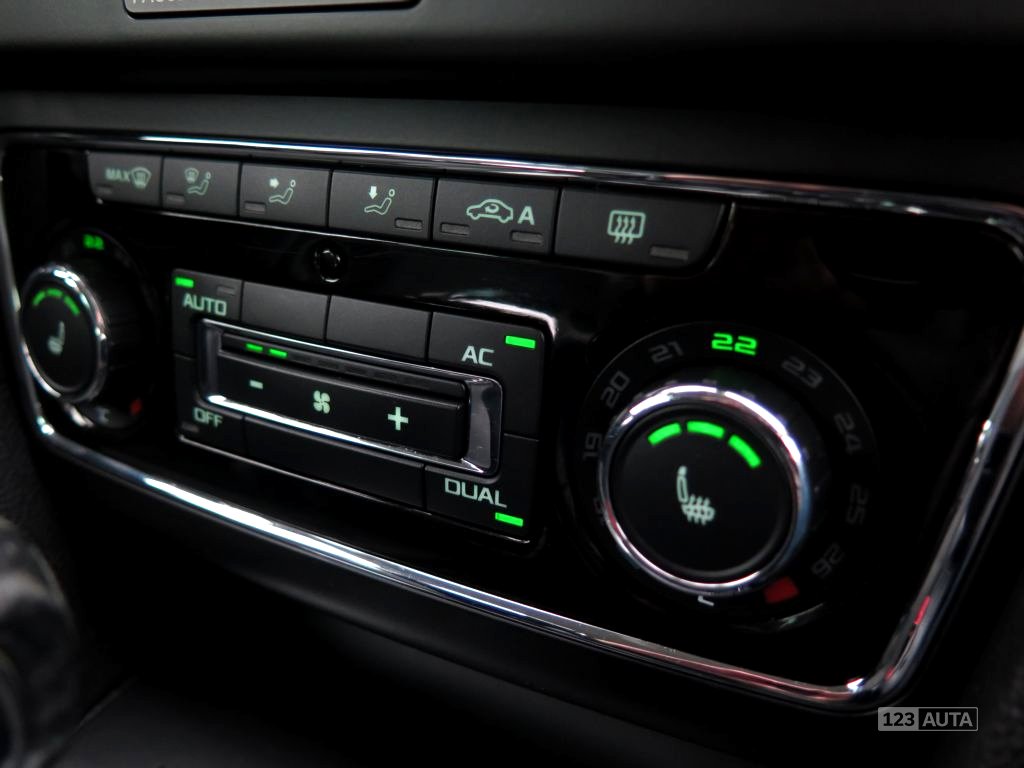 Škoda Superb, 2010 - pohled č. 18