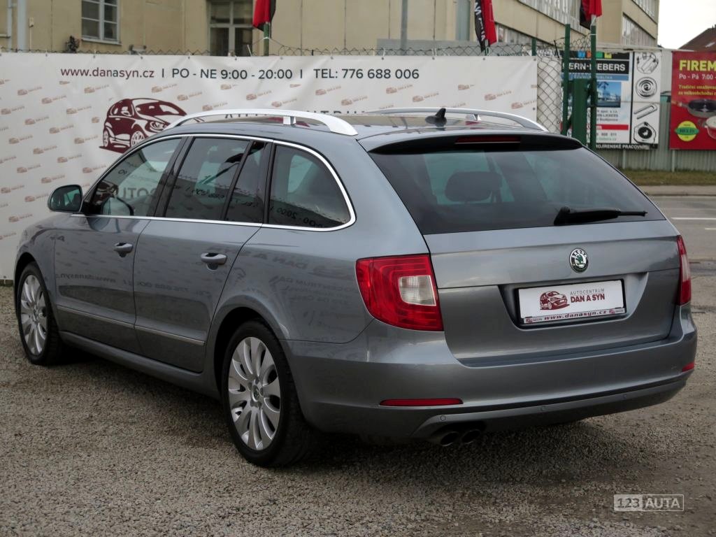 Škoda Superb, 2010 - pohled č. 9