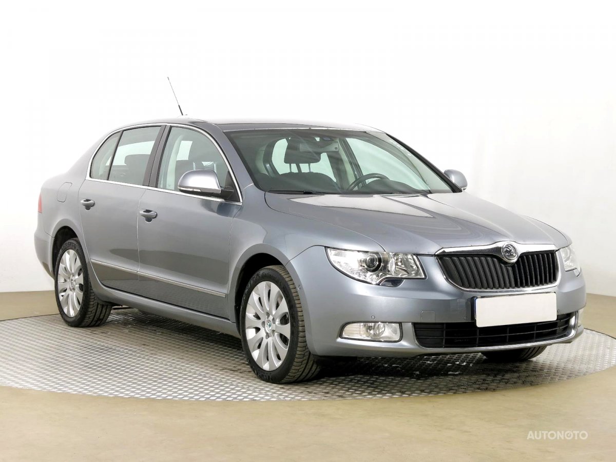 Škoda Superb, 2009 - celkový pohled