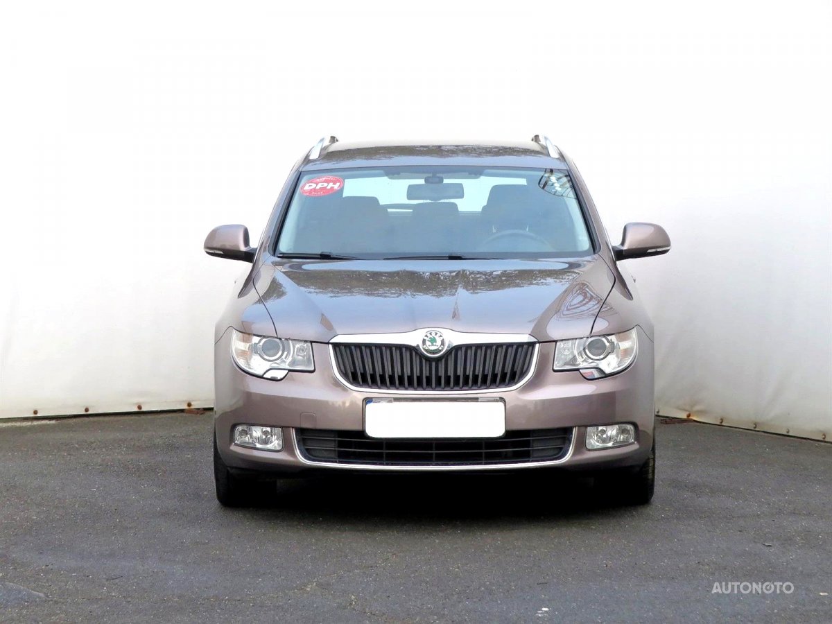 Škoda Superb, 2011 - pohled č. 2