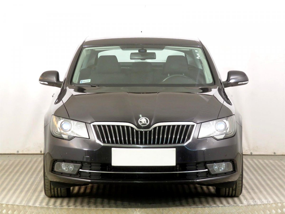 Škoda Superb, 2014 - pohled č. 2