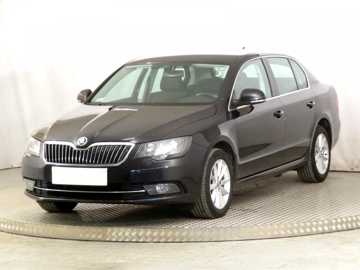 Škoda Superb, 2014 - pohled č. 3