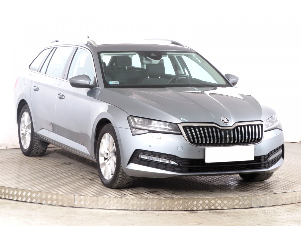 Škoda Superb, 2019 - celkový pohled