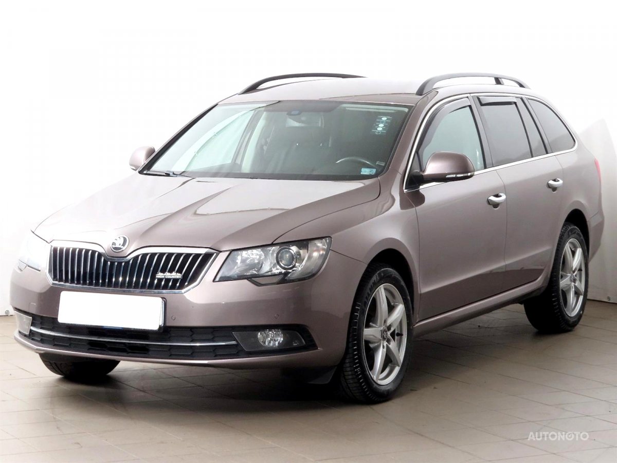 Škoda Superb, 2014 - pohled č. 3