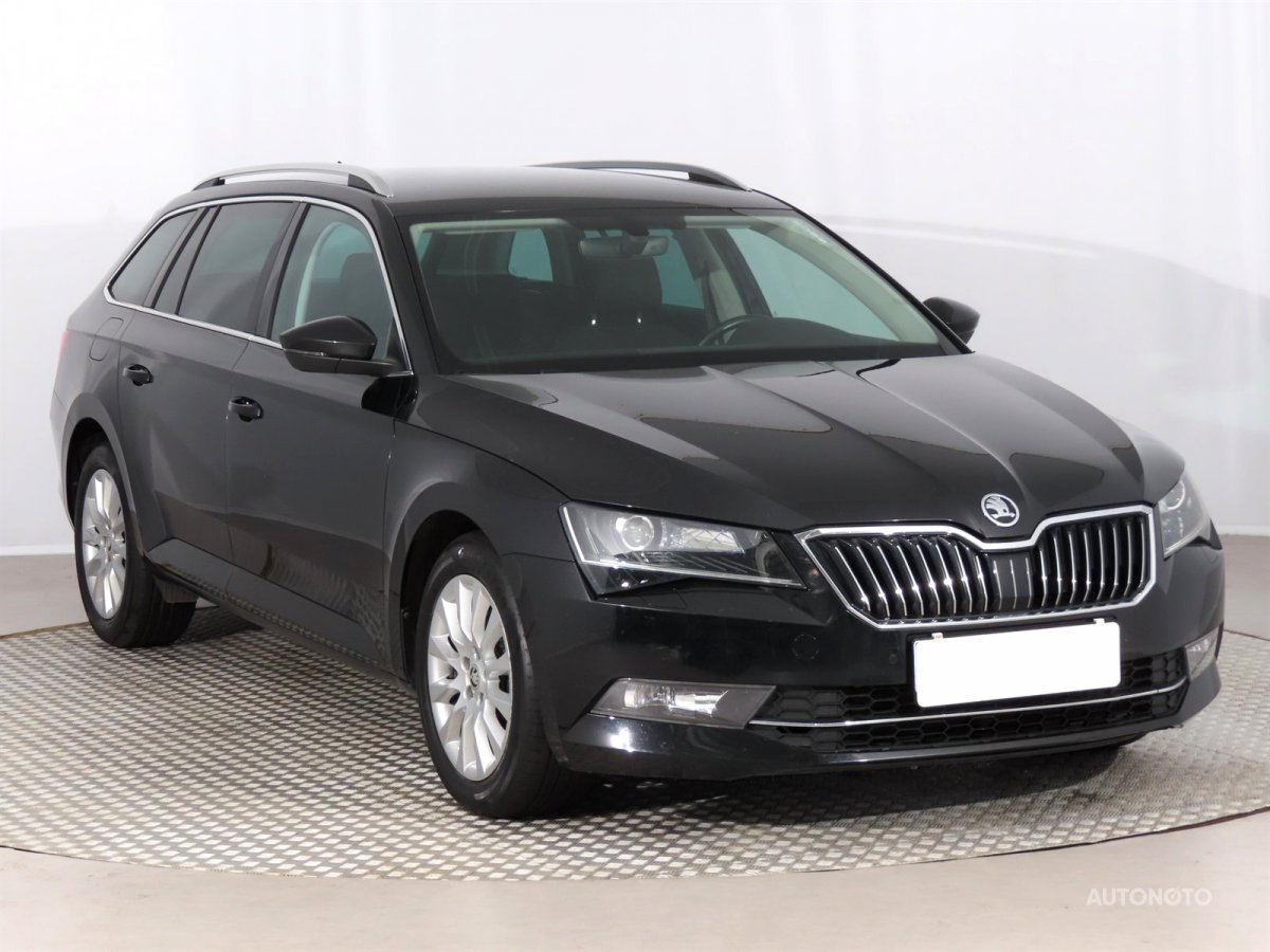 Škoda Superb, 2018 - celkový pohled
