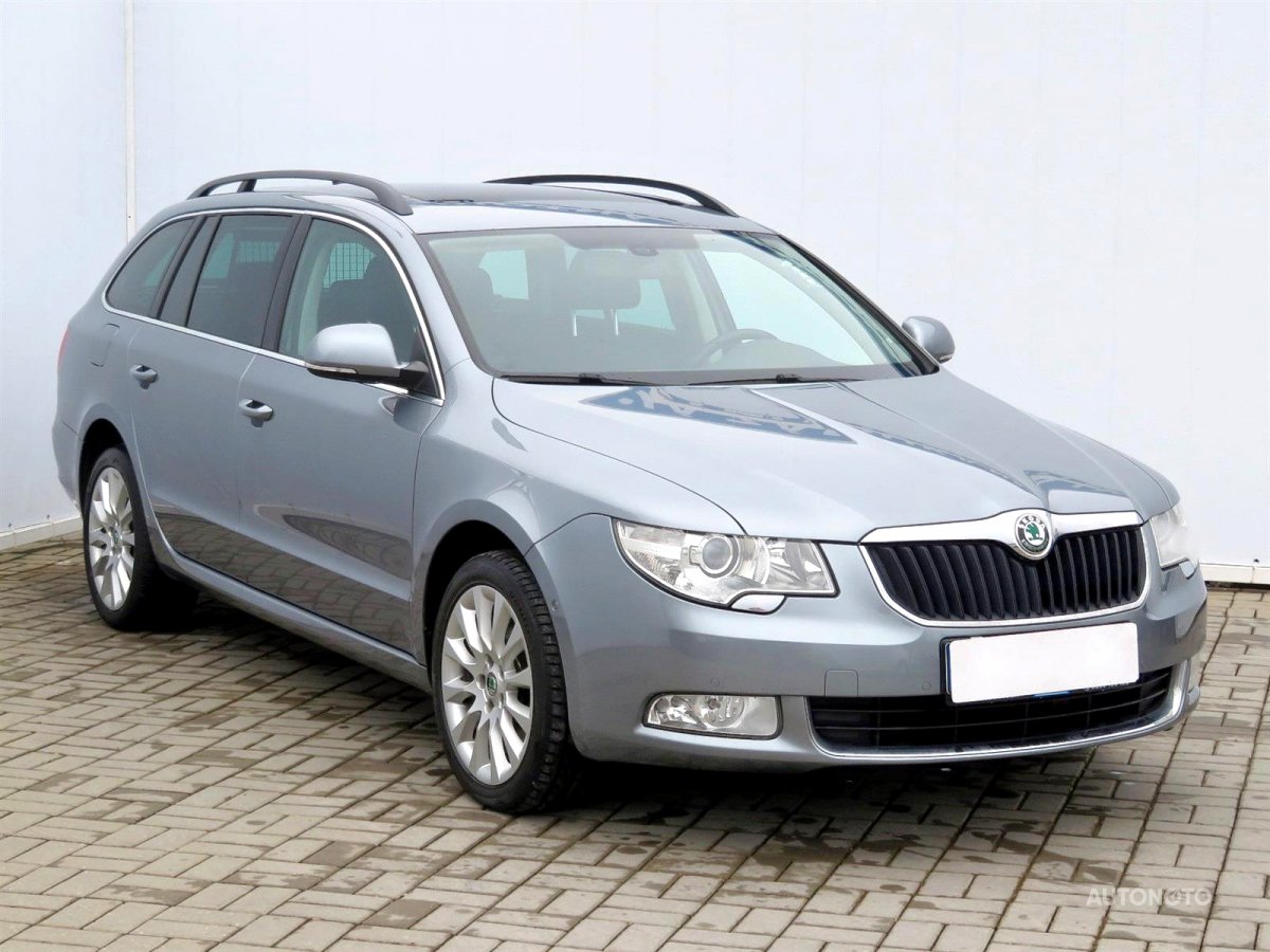 Škoda Superb, 2013 - celkový pohled