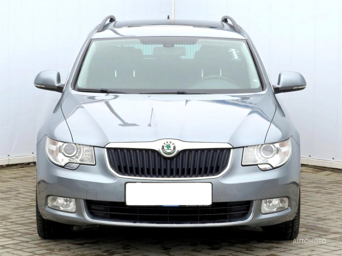 Škoda Superb, 2013 - pohled č. 2