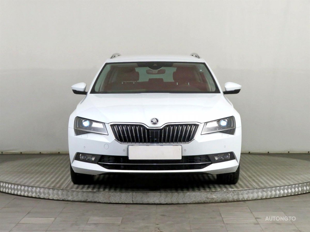 Škoda Superb, 2018 - pohled č. 2