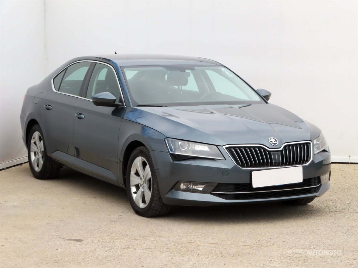 Škoda Superb, 2018 - celkový pohled