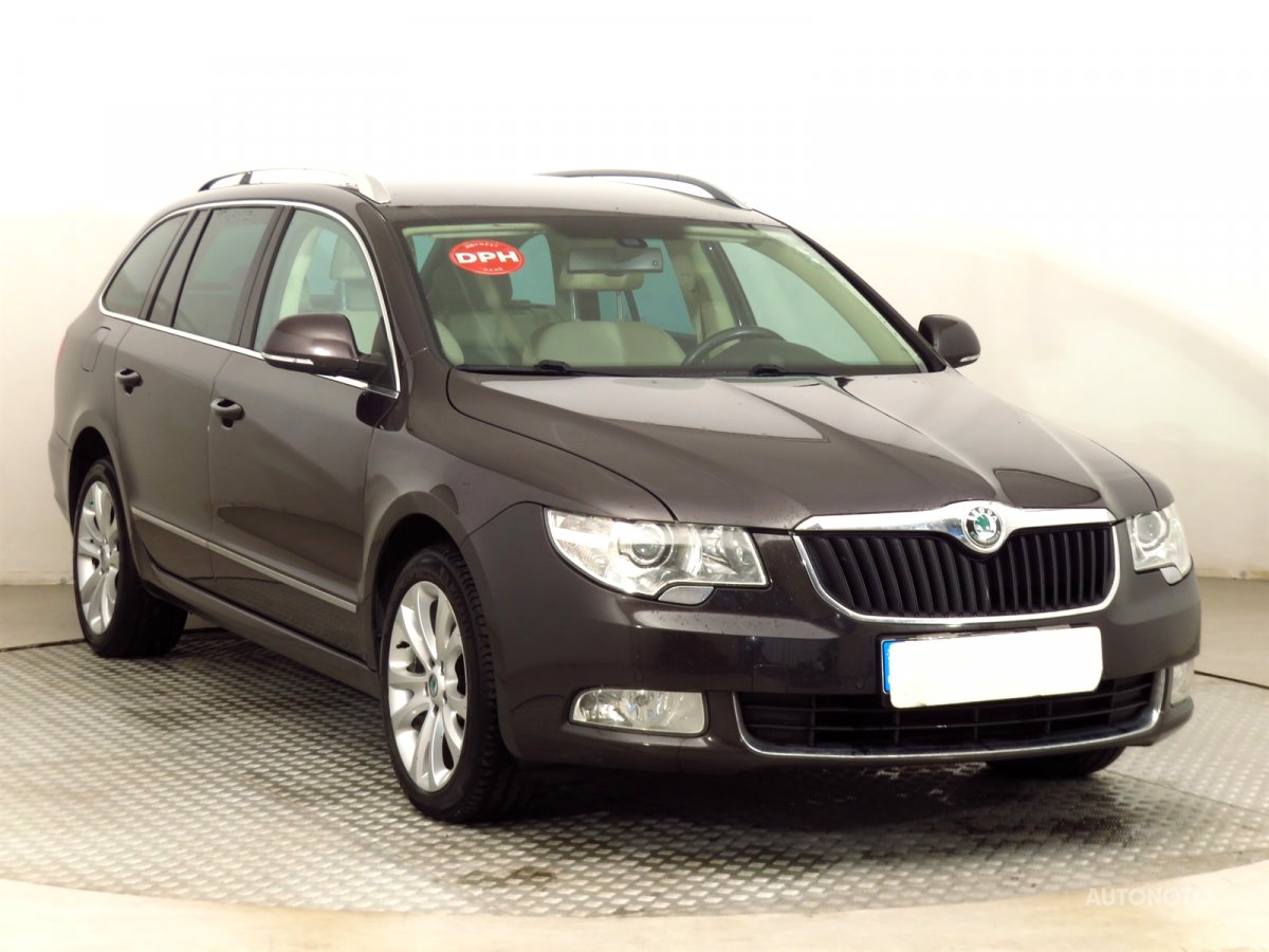 Škoda Superb, 2011 - celkový pohled