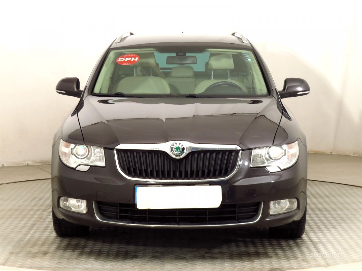 Škoda Superb, 2011 - pohled č. 2