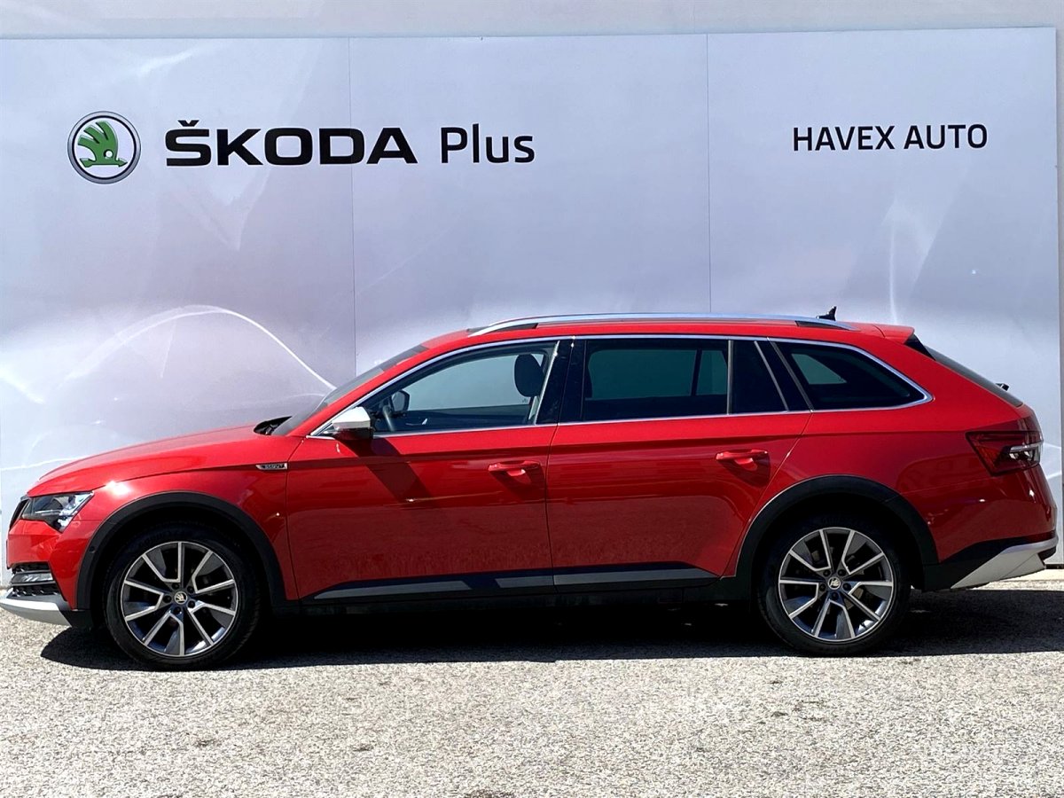 Škoda Superb, 2021 - pohled č. 3