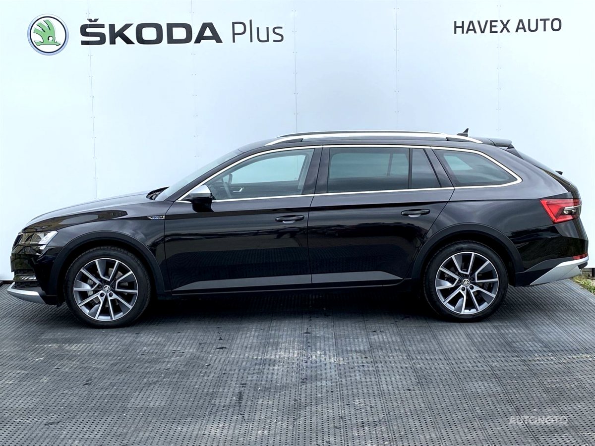 Škoda Superb, 2021 - pohled č. 3