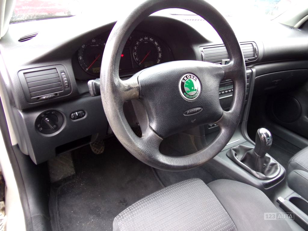 Škoda Superb, 2005 - pohled č. 9