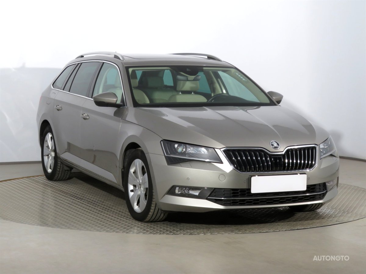 Škoda Superb, 2018 - celkový pohled
