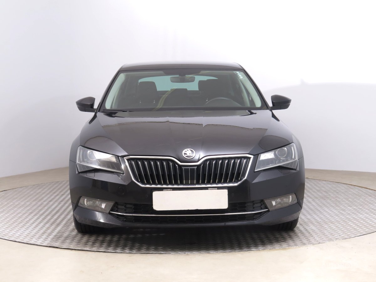 Škoda Superb, 2016 - pohled č. 2