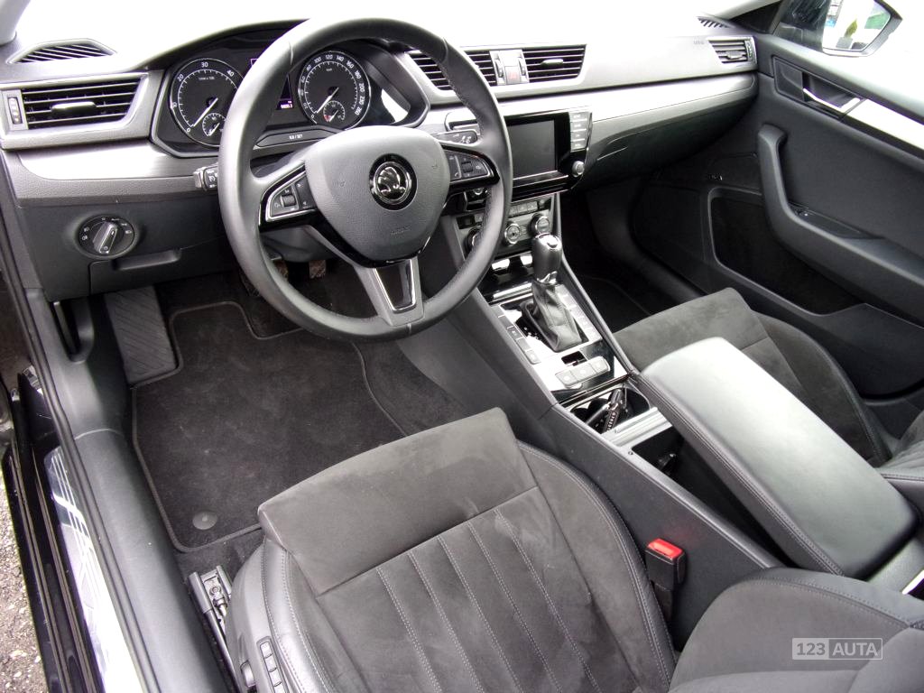 Škoda Superb, 2015 - pohled č. 6