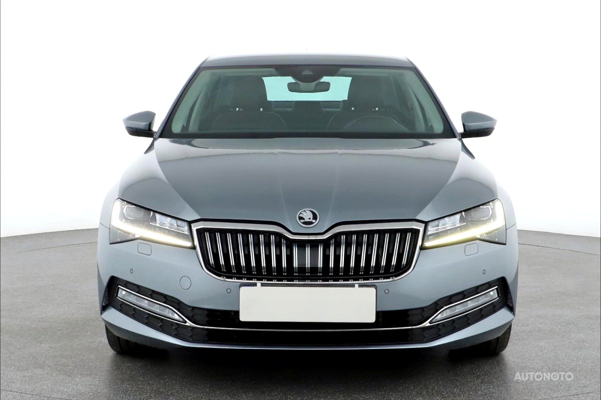 Škoda Superb, 2019 - pohled č. 2