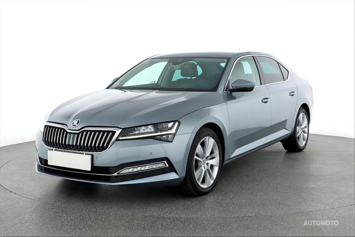 Škoda Superb, 2019 - pohled č. 3
