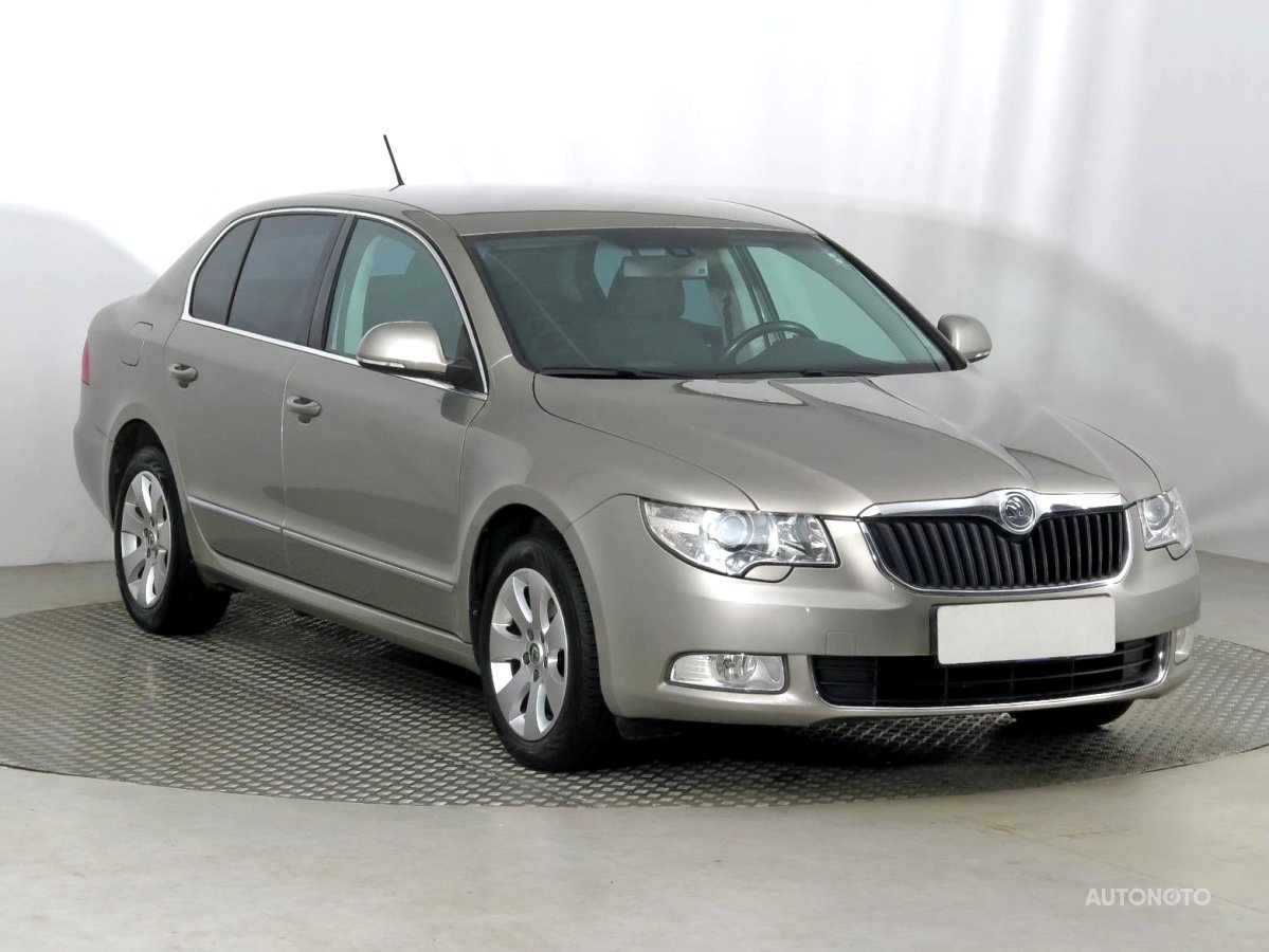 Škoda Superb, 2009 - celkový pohled