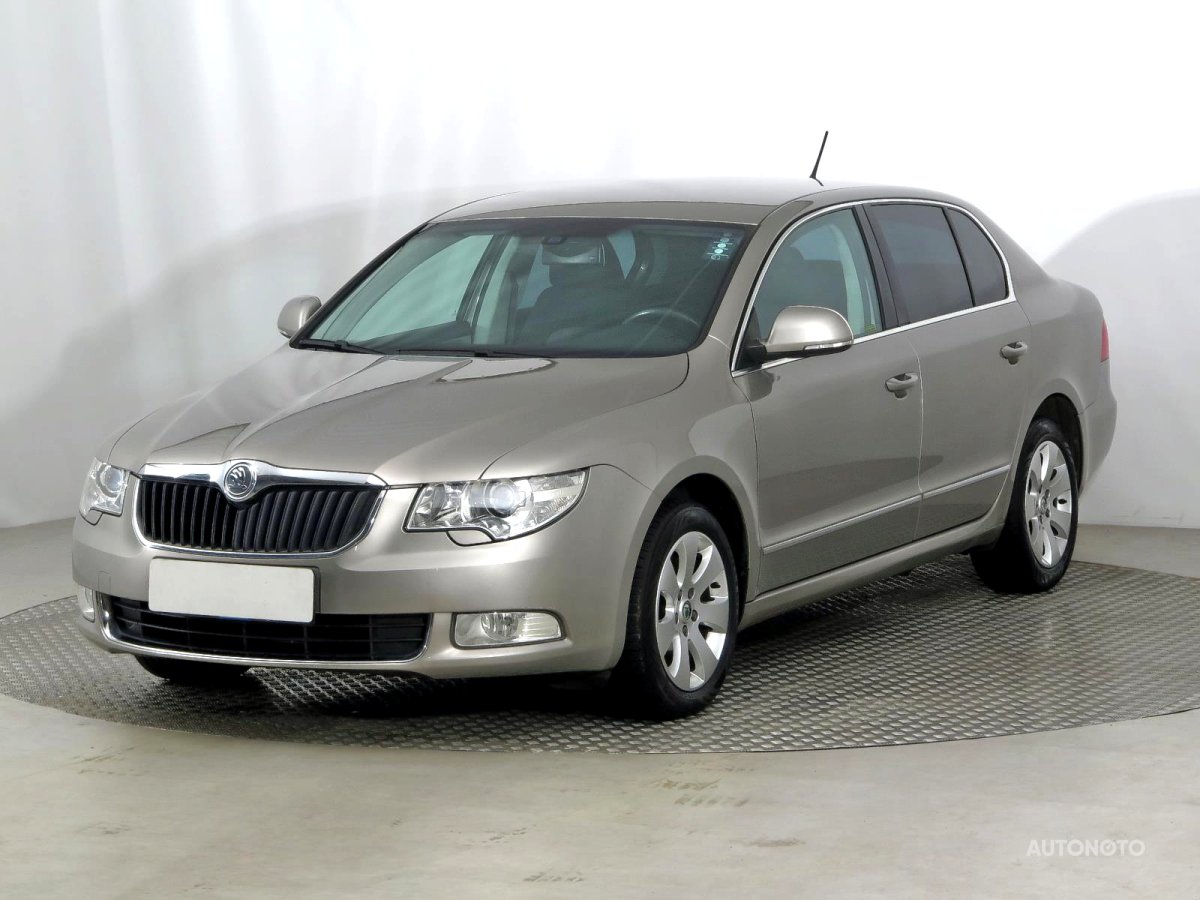 Škoda Superb, 2009 - pohled č. 3