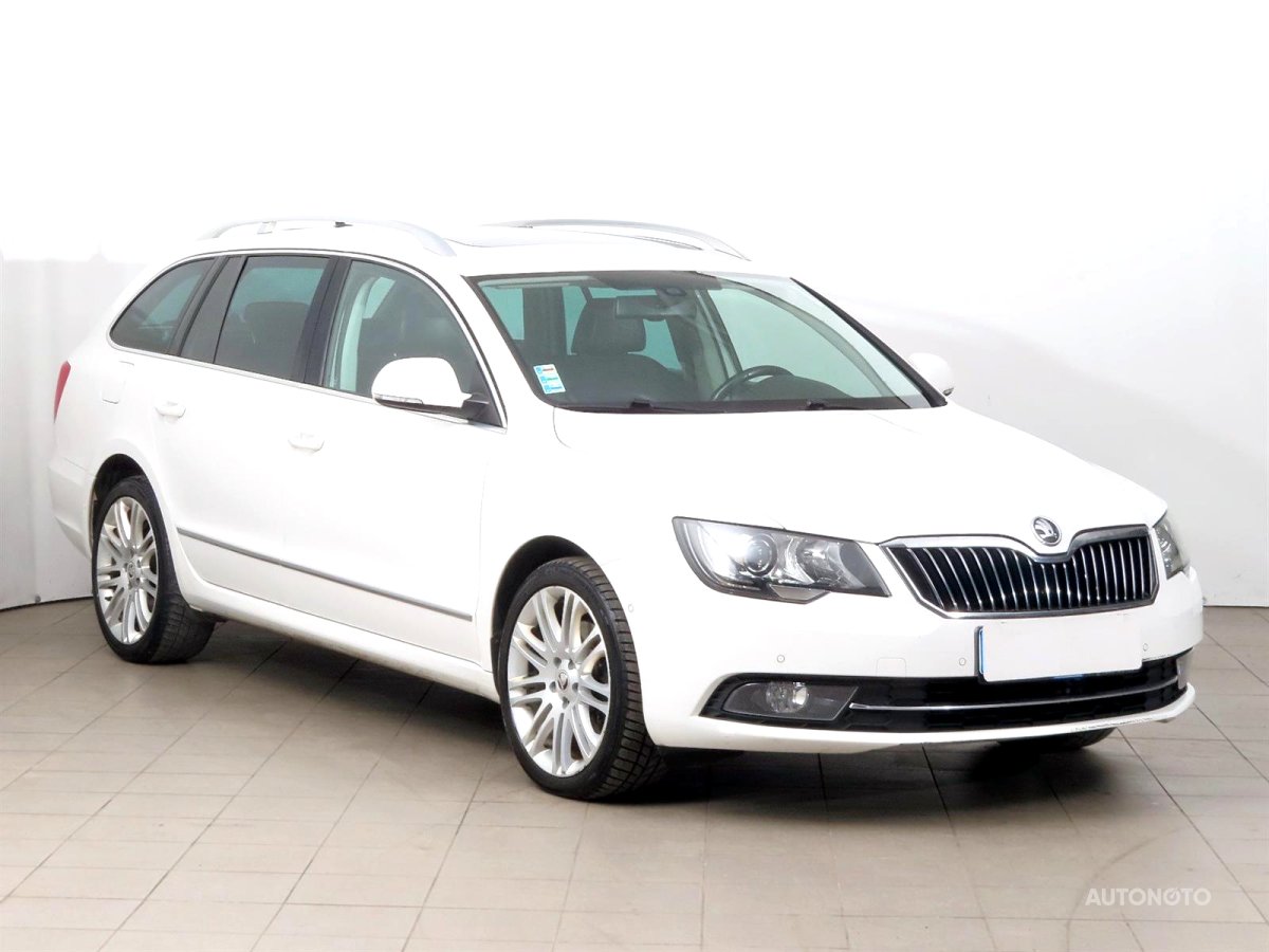 Škoda Superb, 2014 - celkový pohled