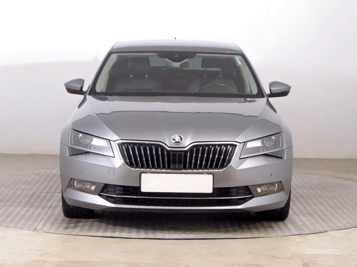 Škoda Superb, 2015 - pohled č. 2
