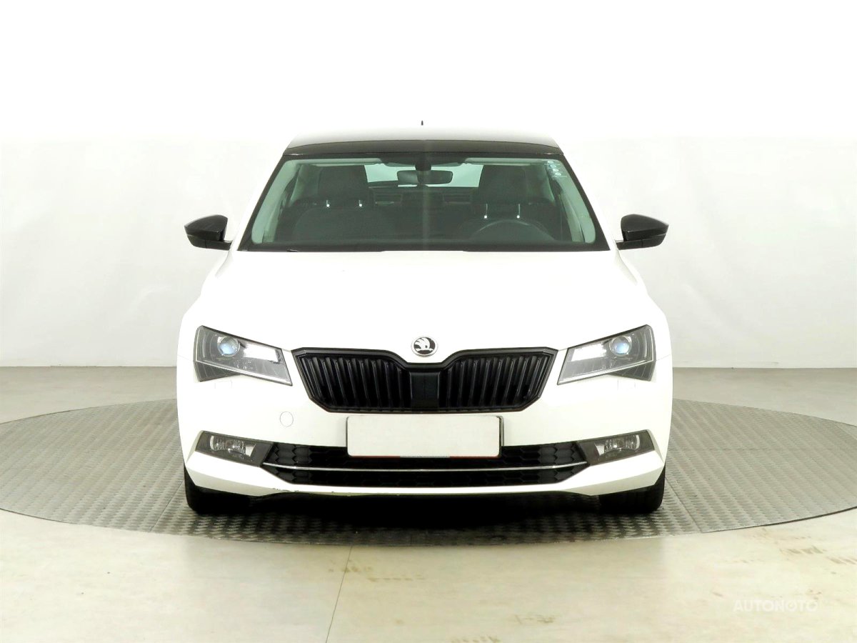 Škoda Superb, 2017 - pohled č. 2