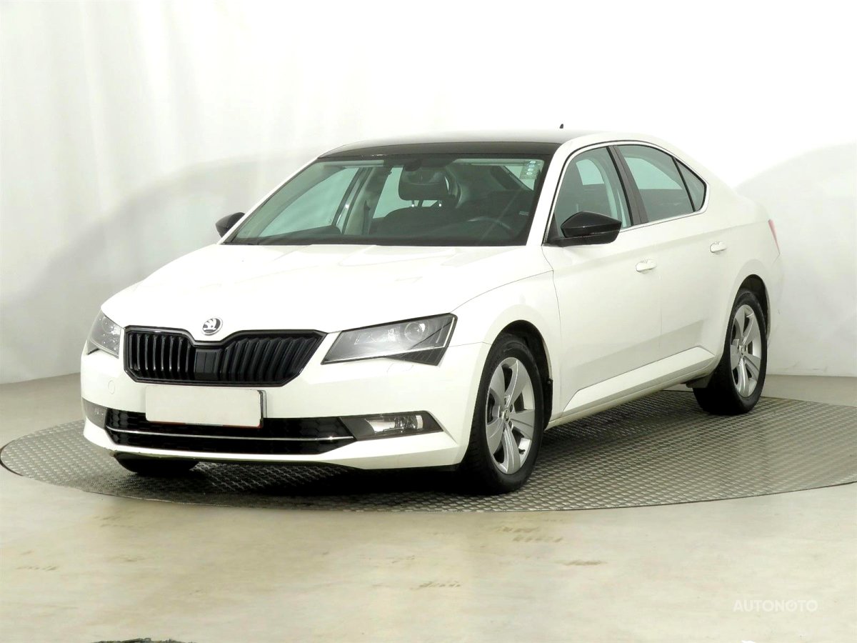 Škoda Superb, 2017 - pohled č. 3