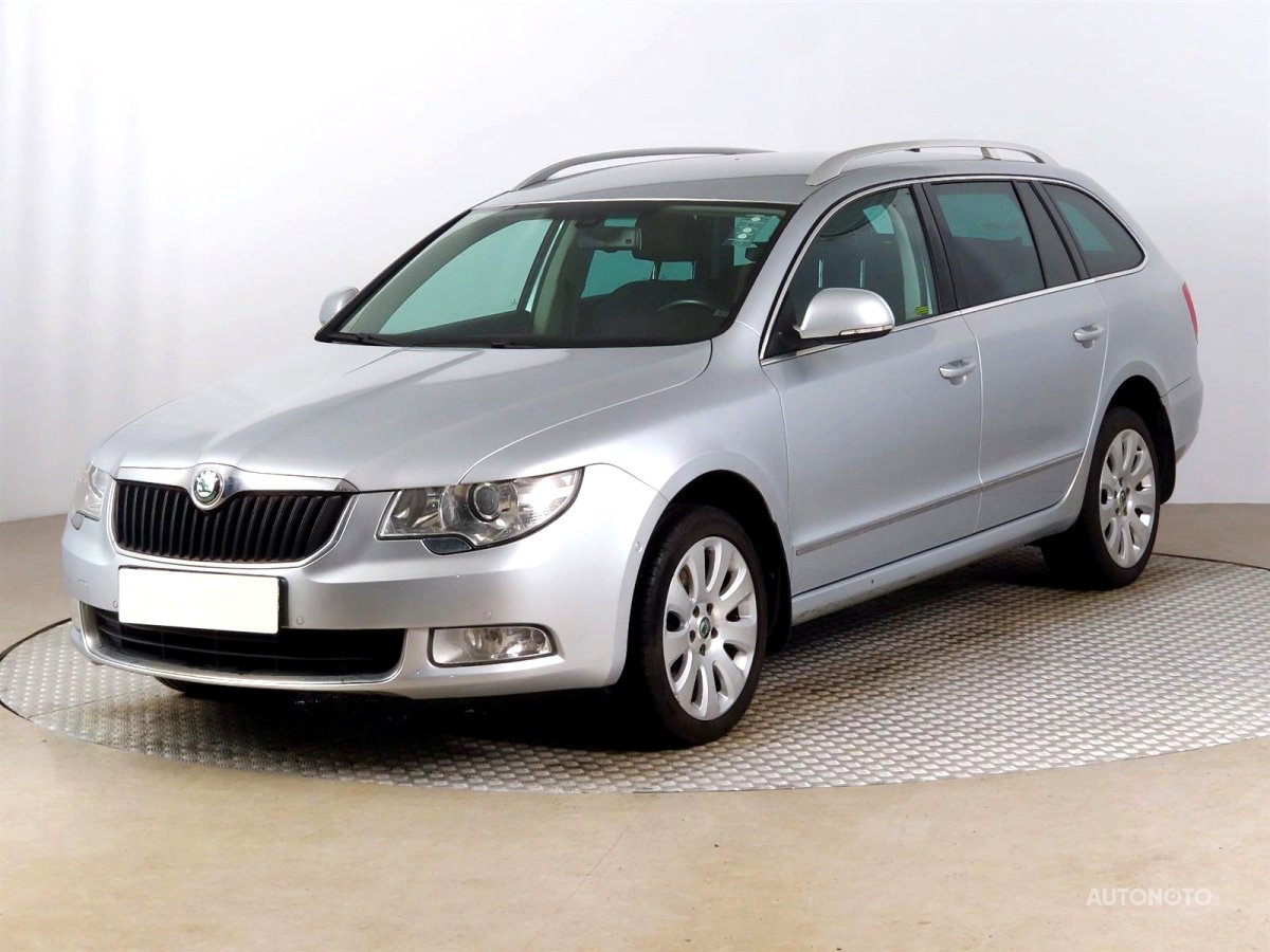 Škoda Superb, 2010 - pohled č. 3