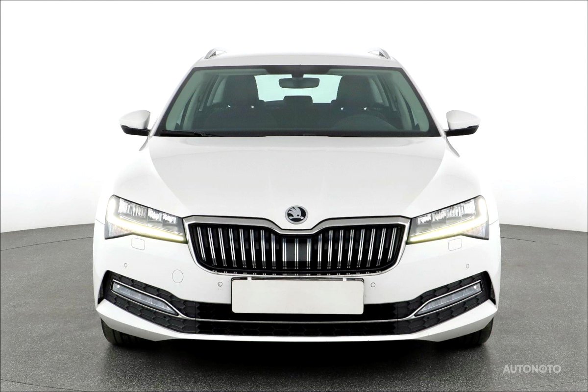 Škoda Superb, 2019 - pohled č. 2