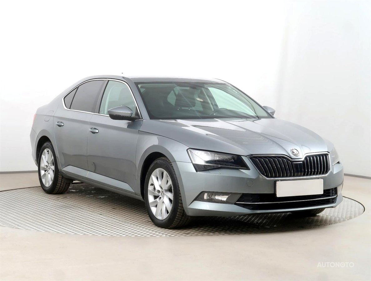 Škoda Superb, 2015 - celkový pohled