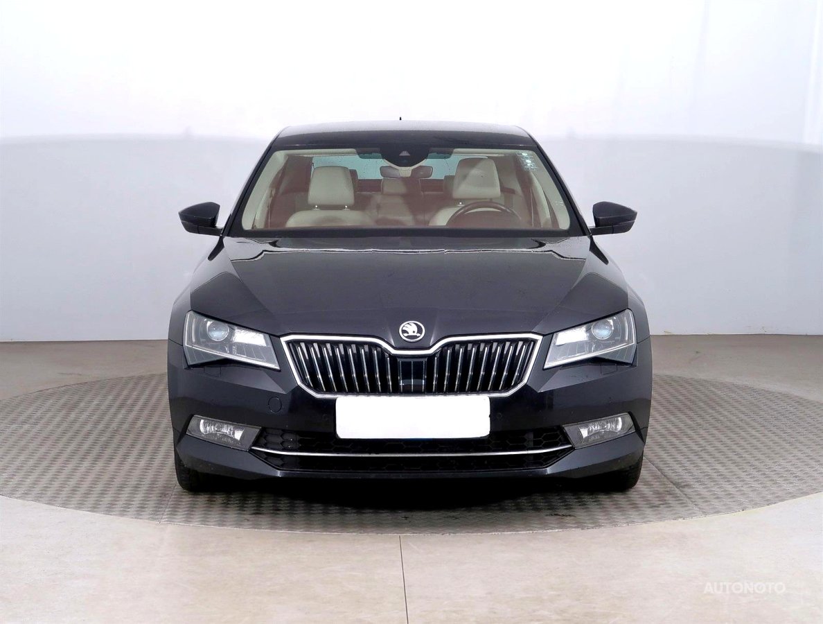 Škoda Superb, 2017 - pohled č. 2