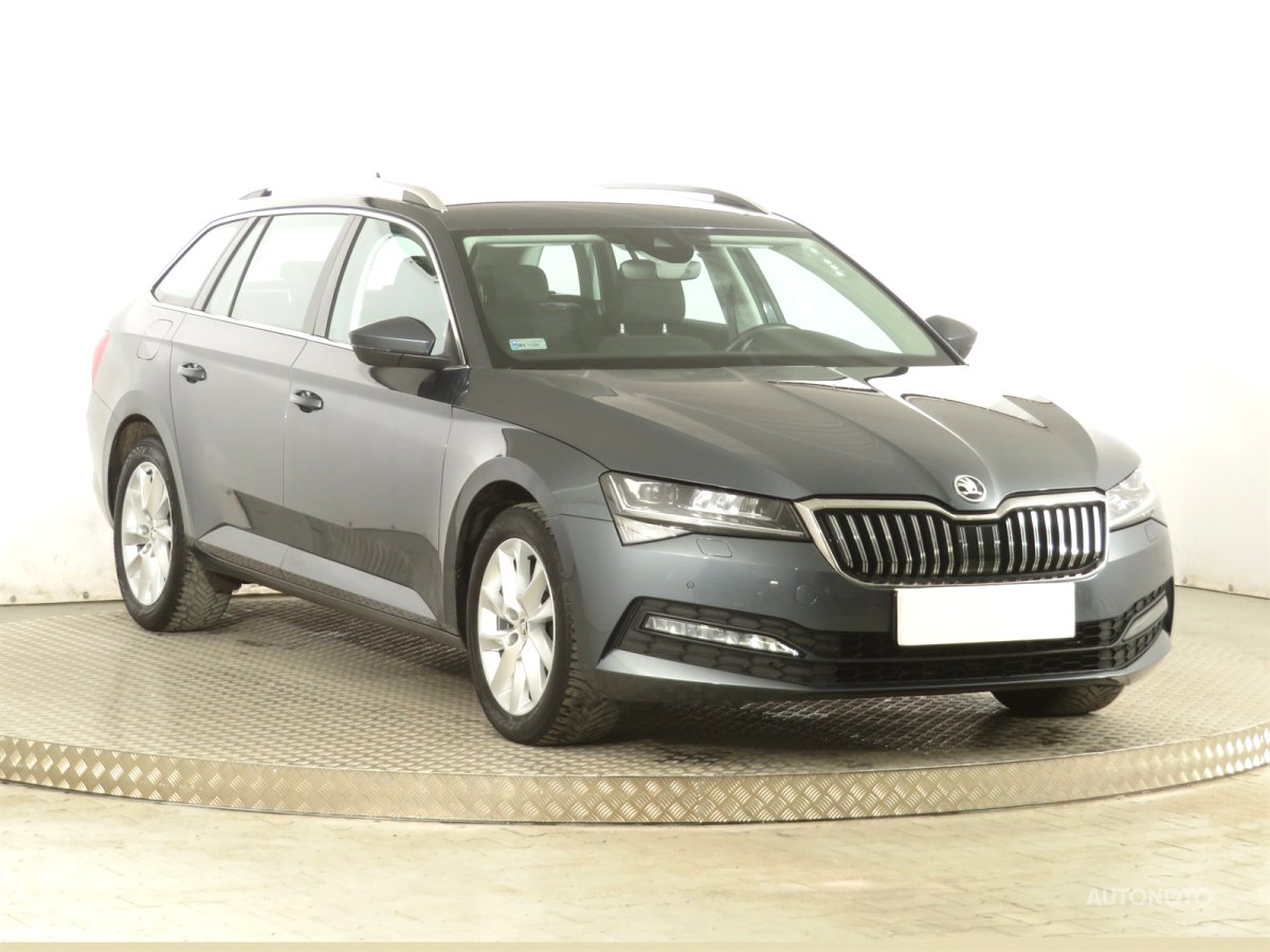 Škoda Superb, 2019 - celkový pohled