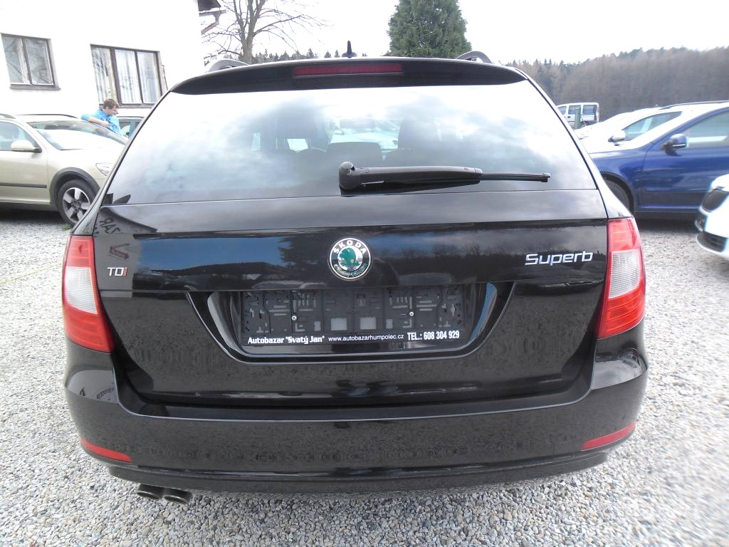 Škoda Superb, 2012 - pohled č. 5
