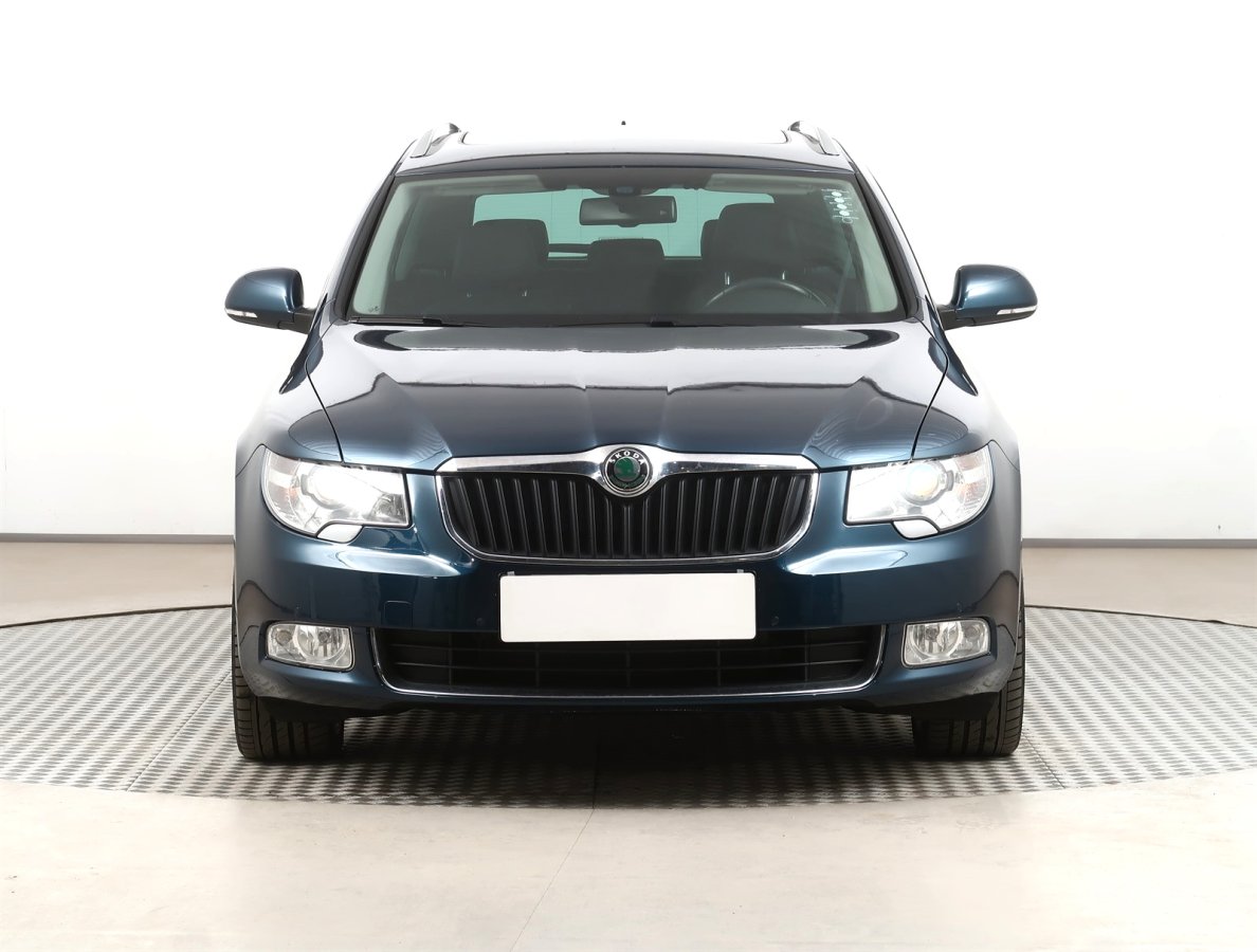 Škoda Superb, 2012 - pohled č. 2