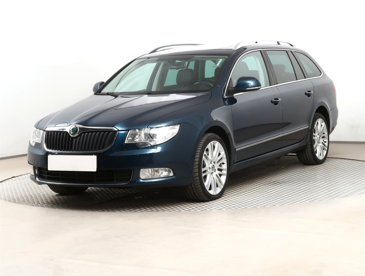 Škoda Superb, 2012 - pohled č. 3
