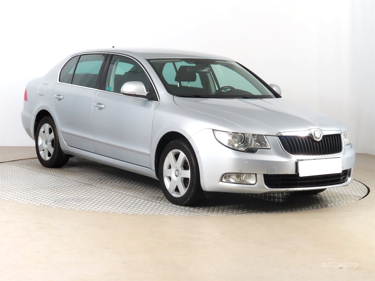Škoda Superb, 2013 - celkový pohled