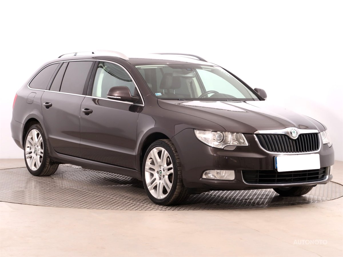 Škoda Superb, 2011 - celkový pohled