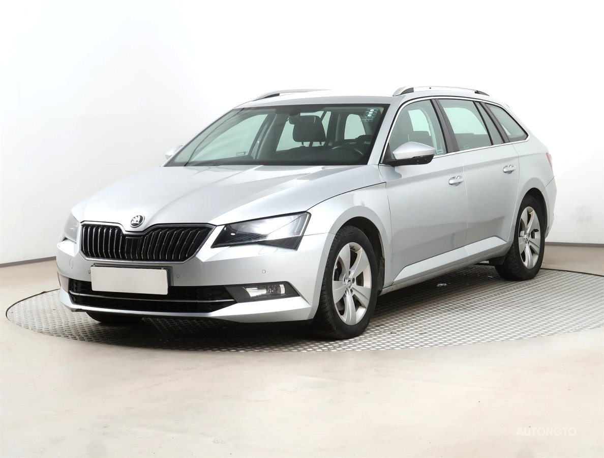 Škoda Superb, 2015 - pohled č. 3