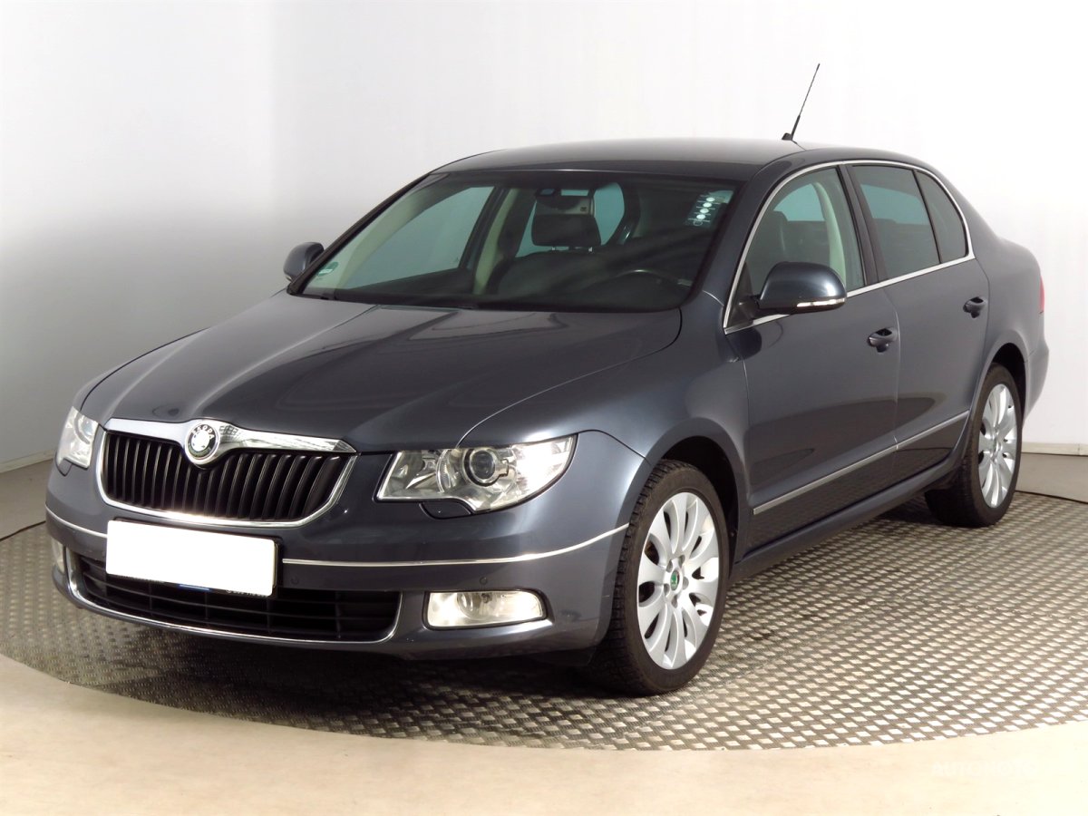 Škoda Superb, 2009 - pohled č. 3