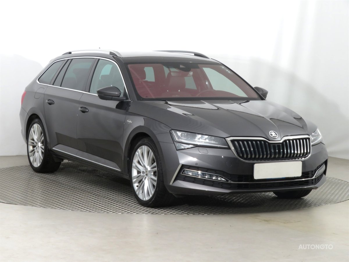 Škoda Superb, 2022 - celkový pohled