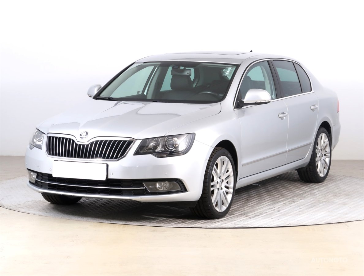 Škoda Superb, 2014 - pohled č. 3