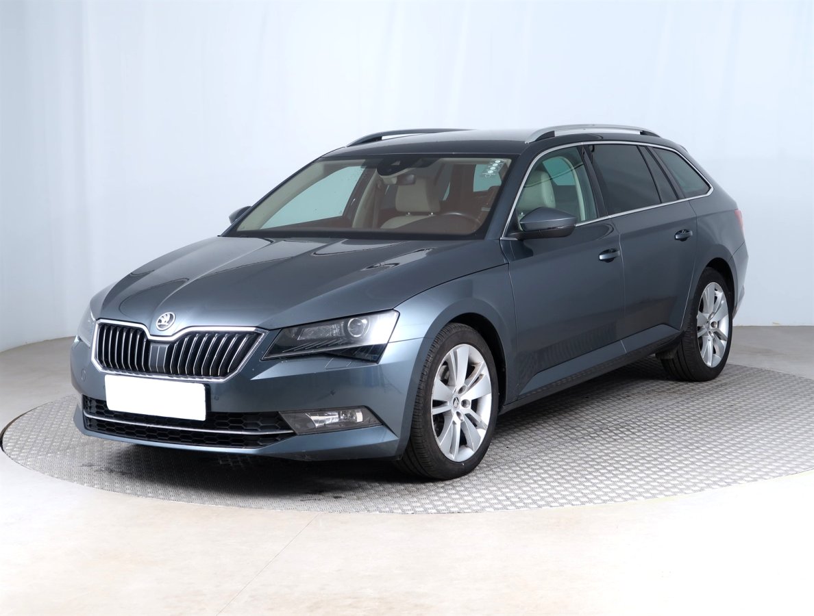 Škoda Superb, 2017 - pohled č. 3