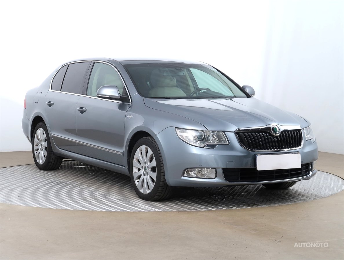 Škoda Superb, 2010 - celkový pohled