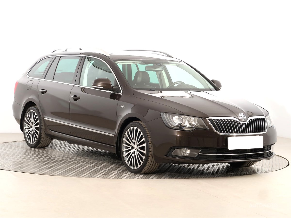 Škoda Superb, 2014 - celkový pohled