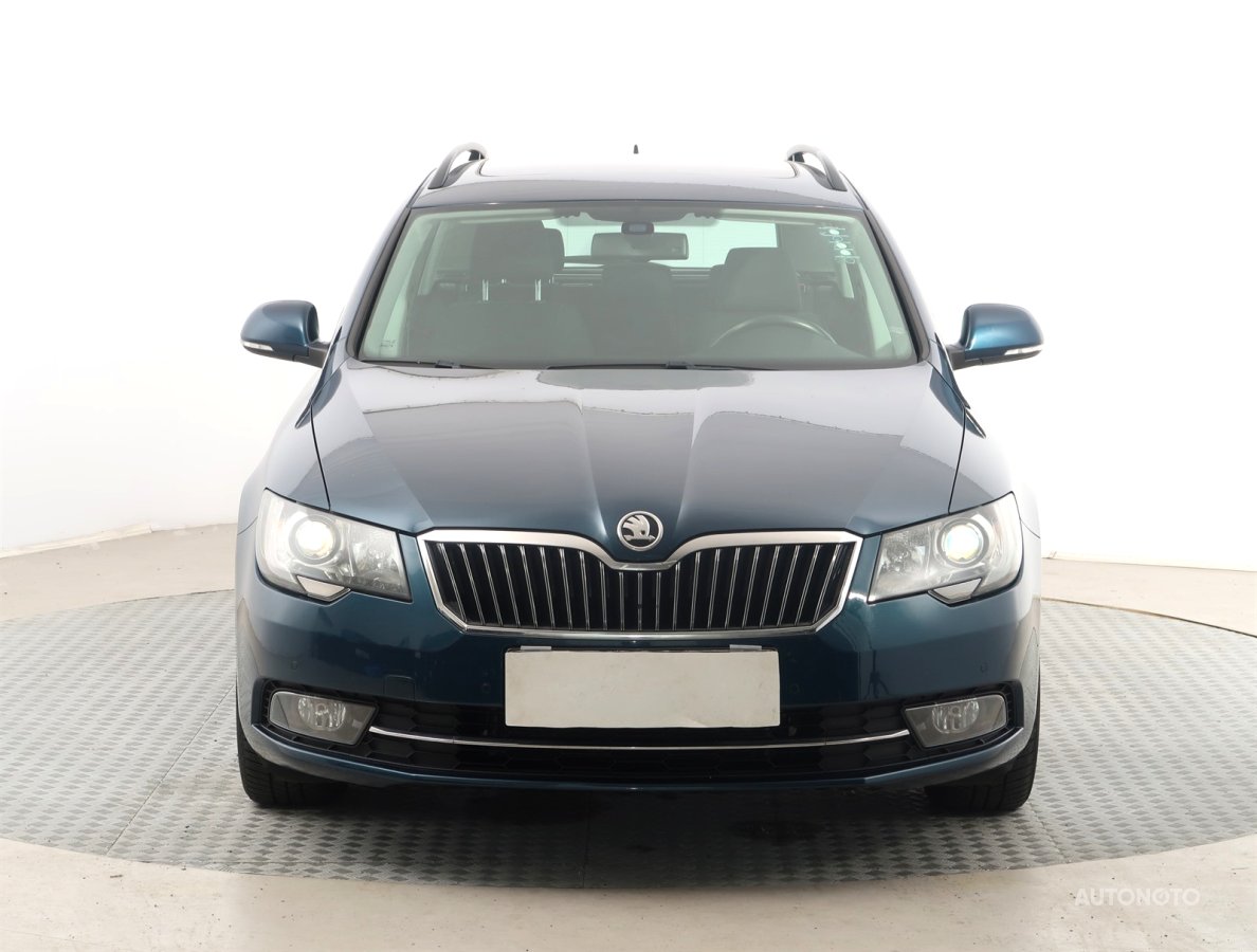 Škoda Superb, 2015 - pohled č. 2