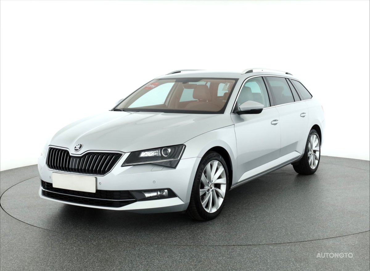 Škoda Superb, 2016 - pohled č. 3