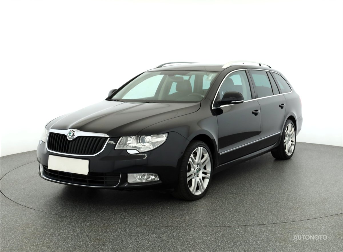 Škoda Superb, 2011 - pohled č. 3